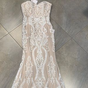 Lulus You Belong With Me White and Nude Lace Strapless Maxi Dress Small